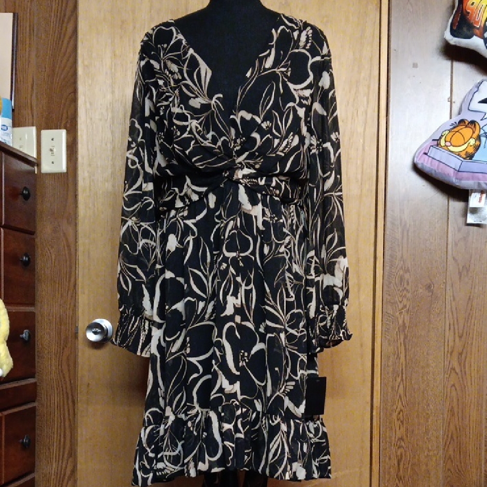 DKNY Black and Cream Floral Long Sleeve Dress